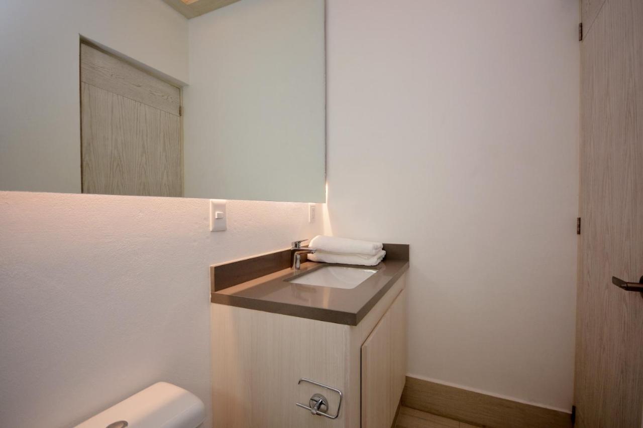 Mayan Monk Suites Playa del Carmen Zewnętrze zdjęcie
